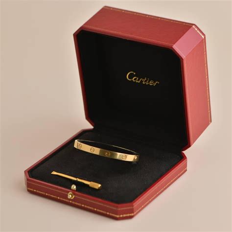 cartier love bracelet size 18|750 19 cartier ip 6688.